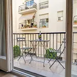 Araia Apartment By Hello Homes Sitges